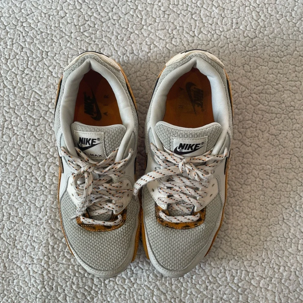 Nike Air Max 90 Animal Print 🧡 - Picture 5 of 9